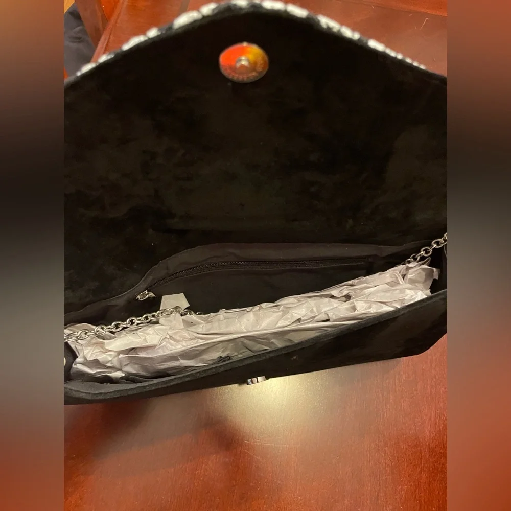 NWT Chic Houndstooth Black Clutch - Picture 4 of 5